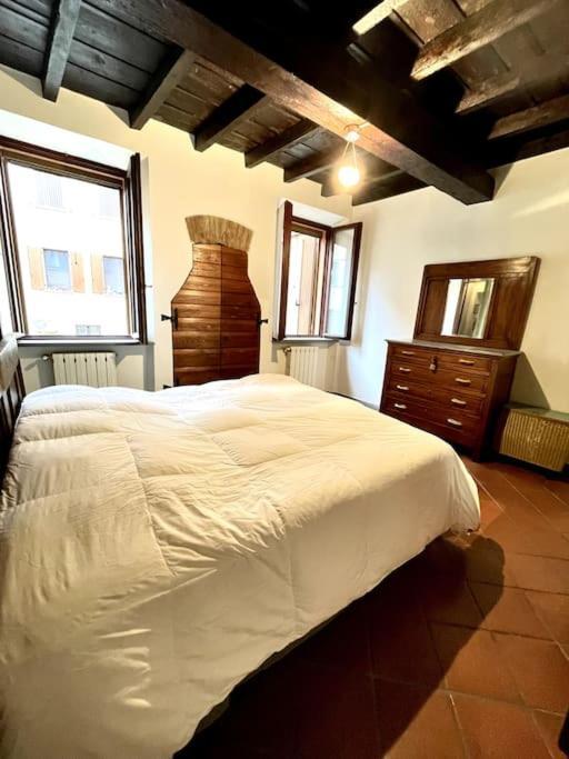 Wonderful Central Apartment! Mantua Buitenkant foto